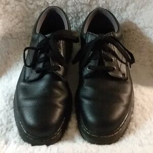 MEN'S DR. DOC MARTENS SHOES